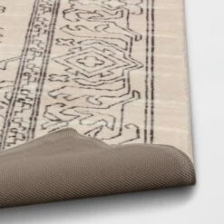 Plush Persian Style Area Rug Cream - Threshold™ -Home Decor GUEST 094d1483 09c3 4a79 a27c 9f926cb0e4bb